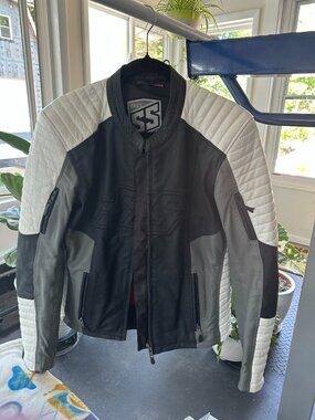 Women's Sz Large Speed & Strength Hellcat jacket